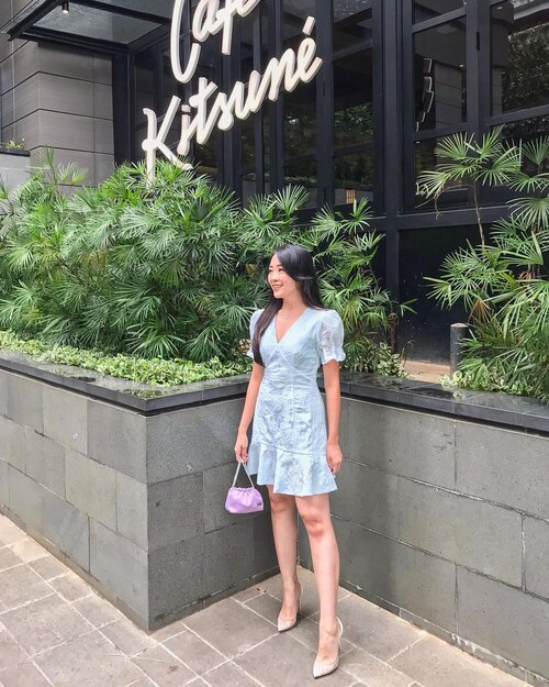 Saturdate / Dateturday dress code = Mint Blue Dress + Lilac Pouch from @sascofficial x @raisa6690 (too cute to be just a make up pouch) its more like kimono’s drawstring pouch for me.. 

#iwearlovebonito  #lovebonito #pictureoftheday #lbwomen #dress #dressup #clozetteid #clozetteambassador #instagram #instagood #lbootd