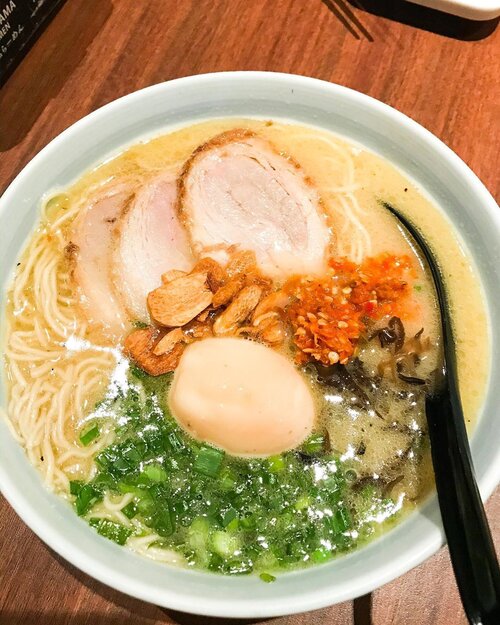 Marutama Ramen miluv ❤️🍲 #marutamaramen #ramen #porkramen #tamagoramen #ramennoodles #ramen🍜 #food #japanesefood #foodie #foodoftheday #foodphotography #clozetteid