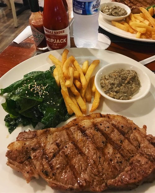 what i want right now #tokyoskipjack #steak #nomnom #foods #foodie #foodgasm #foodporn #clozetteid