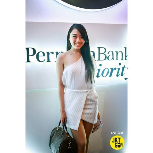 Ahhh... thank you for this picture JKTGO.com :) I still remember one sweet girl (their photographer) asked to take a picture of me... #me #selfie #asiangirl #longhair #fashionshow #ootd #outfitoftheday #ootdindo #ootdasean #pictureoftheday #whiteonwhite #streetstyle #fashionstyle #indonesianfashionblogger #indonesianbeautyblogger #beautybloggerindonesia #fashionweek #fashionstreet #jakartafashionweek2015 #jakartafashionweek #jfw2015 #jfw15 #jfw #whiteonwhite #white #clozetteambassador #clozetteid #clozetteco #clozettegirl