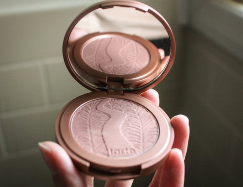 can't waiting for tarte amazonian clay Exposed arrived to my makeup pouch...... x)