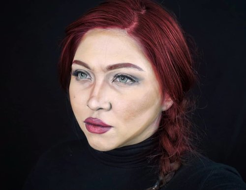 » Black Widow «
.
I edited the hair color so the red looks more vibrant. My cam doesnt really capture the diy red hair using face painting hahaha.
.
.
.
.
#blackwidow #blackwidowcosplay #natasharomanoff #scarlettjohansson #endgame #avengers #avengersendgame #infinitygauntlet #genderbender #marvelindonesia #marvel #marveluniverse #wakeupandmakeup  #makeupforbarbies @makeupforbarbies #indonesianbeautyblogger @indobeautyblogger #undiscovered_muas @undiscovered_muas #bloggerceria @bloggerceriaid #bloggermafia #clozetteid #fdbeauty #indobeautysquad @indobeautysquad @tampilcantik #tampilcantik #mua_army @mehronmakeup #fantasymakeupworld #100daysofmakeup