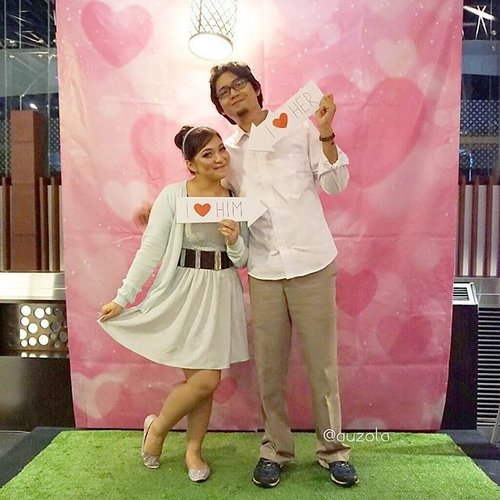 I rarely post picture with my bf now, but here goes a little bit cuteness from @backtonatur event last valentine 😗
Anyway my outfit is Cinderella inspired 🌟
#couple #valentinesday #boyfriend #event #backtonatur #dinner #romanticdinner #disneybounding #cinderella #princecharming #cinderelladisneybound #clozetteid #dress #bluedress #throwback #latepost #valentine #love #lovehim #mancrush #random