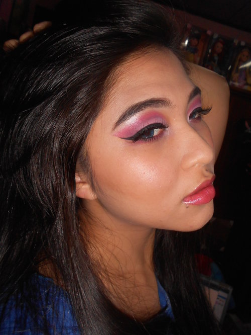Next makeup tutorial! I'm still in the mood for pink! :D