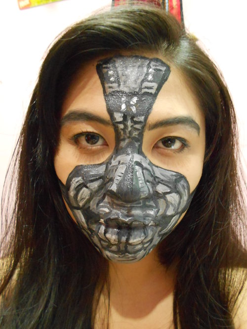 Sooo my last makeup project is Bane from movie BatmanThe Dark Knight Rises, i painted this using viva face painting (black and white), and for the base i used cc cream from etude, concealer from missha, foundation from wardah, a bit bronze from Sephora and ultima II loose powder :)
