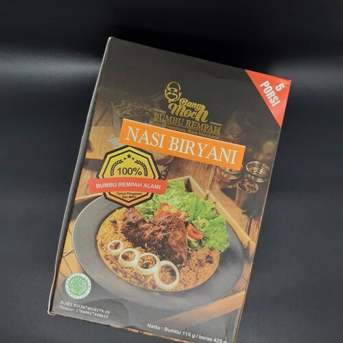 Nah ini dia Nasi Biryani dari @nasikebulibangmoch, porsinya besar dan rasanya cocok di lidah saya! Penasaran? Cobain sekarang karena pesannya gampang trus masaknya cepet 😊
.
Selama ini kamu berapa jam nyiapin makanan berbuka puasa? Dengan #nasikebulibangmoch tinggal cemplung ke rice cooker, tinggal dan siap dimakan. Praktis!
..
...
#ClozetteID
#nasikebuli
#nasibiryani
#nasi
#eeeeeeats
#instafood
#foodstagram
#foodgasm
#iftar
#RamadanKareem
#supportlocalbrand