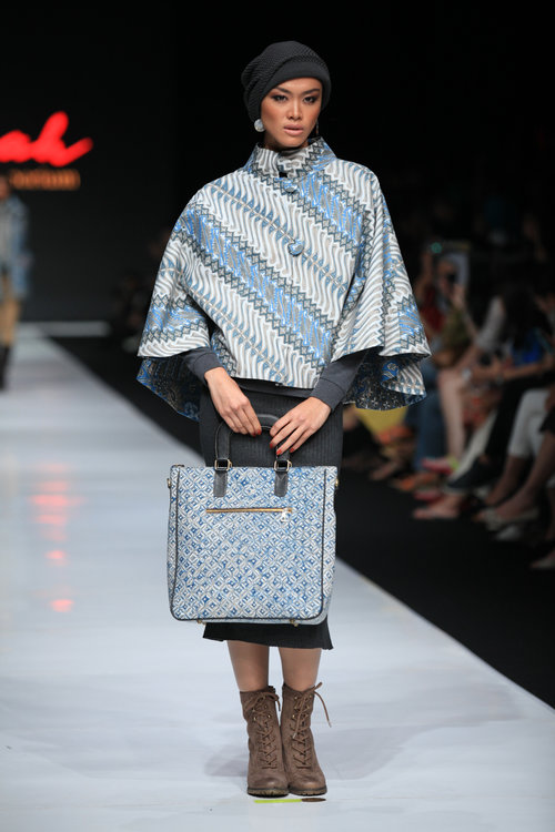 Jakarta Fashion Week 2014: Sarinah Presents Modern in Heritage