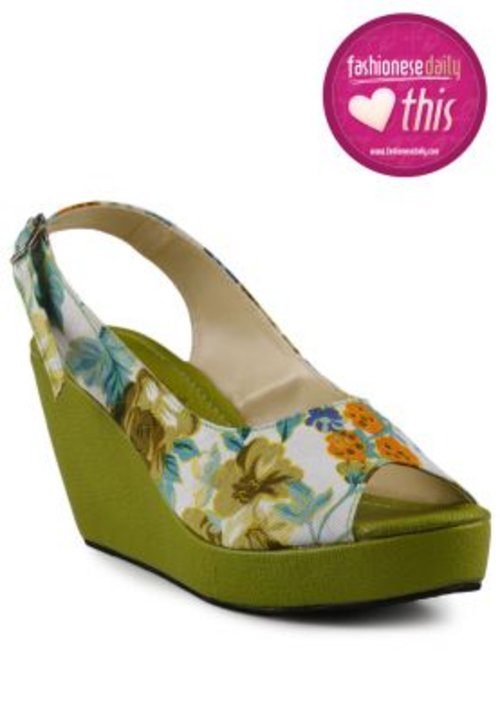Tolliver Flower Printed Peptoe Wedged Shoes Green | Pengiriman Gratis | ZALORA.co.id