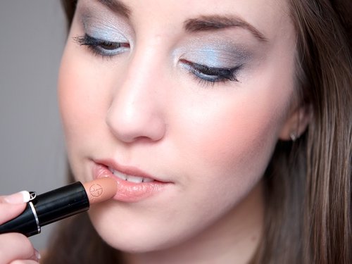 I'm a sucker for light blue eyeshadows. This is Jessica of Beautezine.com wearing one of Armani's Spring 2012 palettes.