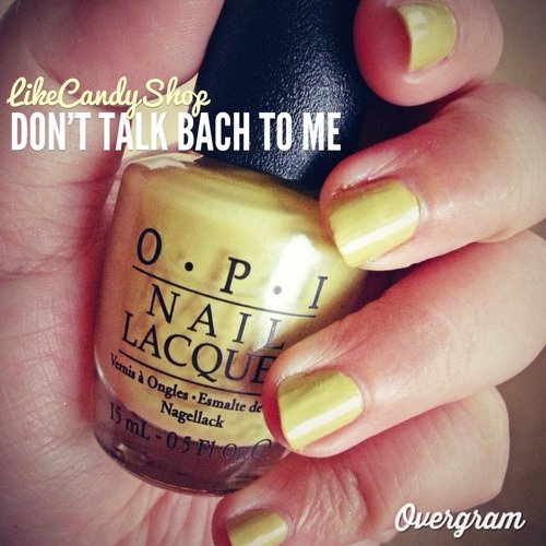 The curious color of chartreuse called Don't Talk Bach To Me from OPI Germany collection. I havent tried it till now, and ended up liking how it look. giving a neo-retro vibe somehow :D