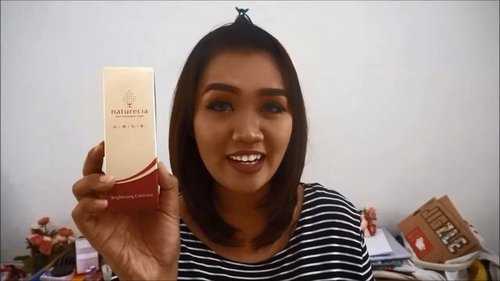 Teaser of Brightening Exfoliator Naturcia review.. I'm sorry for bad lighting 😢😢😢 check the full review now :) link ok my bio 😘 @naturecia_indo  @beautynesia.id #beautynesia #BeautynesiaXNaturecia #beautynesianxnaturecia #naturecia #makeupaddict #makeupgeek #love #clozetteid #clozettedaily #starclozetter #beauty #review #bbloggerid #beautyblogger