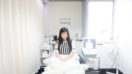 My Sunday pampering time at Villa @iomaindonesia *pardon my messy bangs*
.
.
.
#ioma #facial #skincare #facialtreatment #french #iomaindonesia #clozetteid #clozetteambassador #lynebeauty #wonderfullyn #beautyenthusiast #metime #selfpamper #beautybloggerindonesia #bblogger #립스틱 #뷰티 #뷰티크리에이터 #뷰티블로거 #핑크립스틱 #매트 #셀카