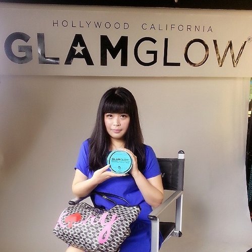 Thank you @glamglow_ind for having me last week!
Love to tried the Thirstymud Hydrating Treatment ♡
#glamglow #glamglowind #plazaindonesia #thirstymud #launching #beautyevent #beautyblogger #hollywood #california #mud #instant #instablogger #instabeauty #clozettedaily #clozetteid #beautybloggerindonesia #indonesian #throwback #lastweek