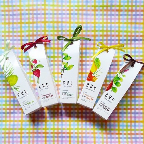 Arrived this afternoon 💕Lip Balm from @evete_naturals , natural handmade cosmetics from Sleman, Yogyakarta 😍Available in 5 flavours :- Tropical Coconut- Sweet Strawberry- Soothing Green Tea- Fresh Lemon Ginger- Cooling Chocolate MintReview it soon 👄#evt #lipbalm #handmade #handmadecosmetics #cosmetics #indonesia #sleman #jogja #diy #homemade #natural #naturalcosmetics #endorsement #sponsored #endorseblogger #clozetteid #beautybloggers #bblogger #beautybloggerindonesia #instabeauty #igbeauty