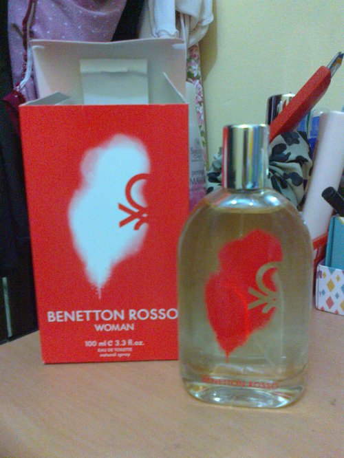 special fragrance for women by benetton rosso,,love it