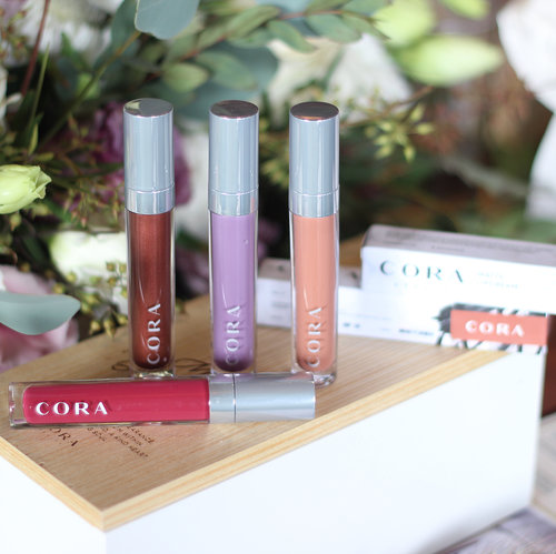 Congrats for the newly launched of @corabeauty.id cici sayang @catherinesumitri love all the colors 💜
.
.
.
#miradamayanti #corabeauty #liquidlipstick #beauty #ClozetteID