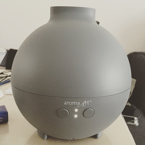 Couldnt resist to grab another nebulizer from @sajewellness 😆 this one is for the living room! Allergies begone!

#clozetteid #sajewellness #SajeEssentials #essentialoils #aromaart #aromatherapy #diffuser #scent #house #wellness #cleanair #breathebetter #allergyrelief