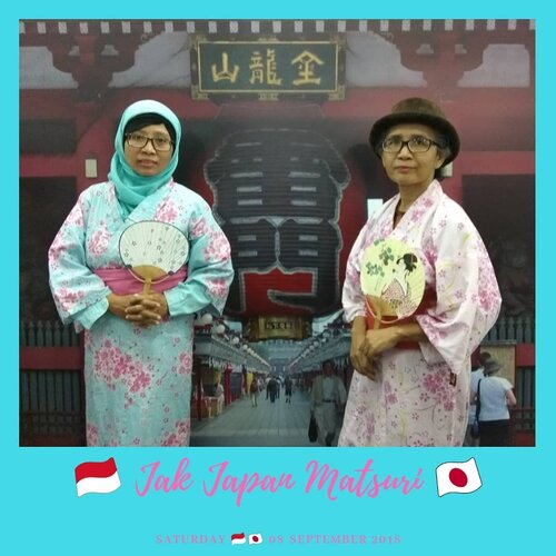 Neng Wina dapat tugas dr kerjaannya di JICA (Japan International Coorporation Agency) di event #jakjapanmatsuri2018 🇮🇩🇯🇵
Her Mom dapet jatah undangan, akhirnya daku nemenin dah...Selain itu sebenernya daku pengen ke event di sebelahnya juga... Daku en her Mom manfaatin pakek2 yukata yg ada di salah satu booth deh, walaupun sebelumnya daku udh ada bbrp foto pakek dress ala2 Jepang ginih. Bahkan Mama Hana waktu ke Jepang sempat beli sepasang dress traditional Jepang ini...👘💴🇯🇵 #JakJapanMatsuri #Jakarta #japanesefashion #yukata #traditional #Culture #staycation #Event #TravelBlogger #balqis57travel #dress #Blogger #asian #clozetteid