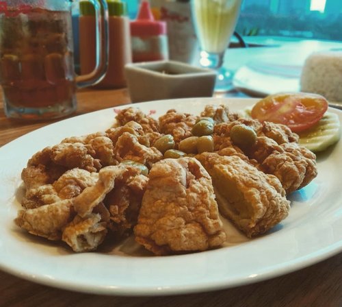 Ayam Nangking by Bakmi Naga GPS ... 🐔

#balqis57kuliner #kuliner #foodie #foodblogger #restaurant #clozetteid