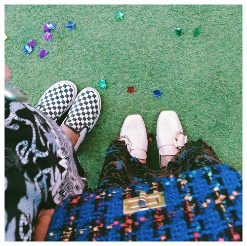 Twinkle twinkle little star. Throwback with my amy
.
.
.
#clozetteid #acolorstory #abmlifeisbeautiful #abeautifulmess #chictopia #starclozetter #whatwelike #shoesinframe