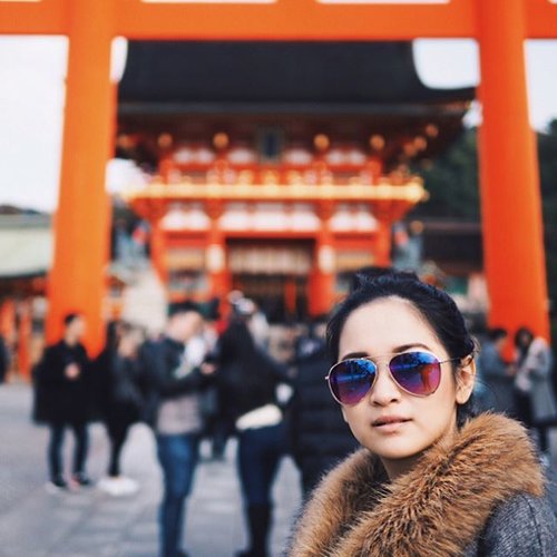 [swipe for more] - More photos of Fushimi Inari.__#kyotojapan #japanstyle #japanholiday #japantrip #fushimiinari #fushimiinaritaishashrine #clozetteid