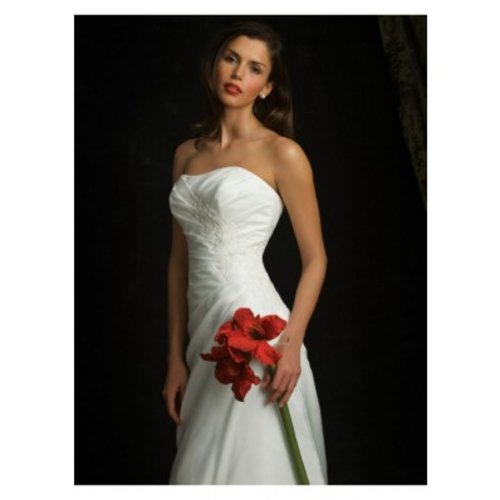Rich Taffeta Sweetheart Column Sweep Wedding Dress with Lace Appliqued Cheap for Sale