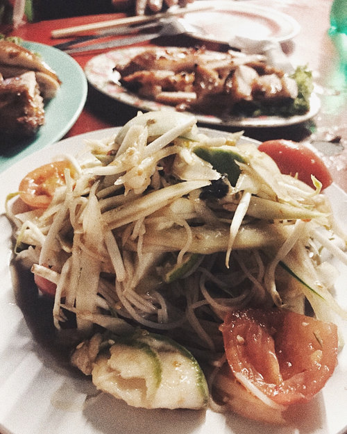 Diet starts tomorrow
.
.
.
.
#foodporn #foodlover #bangkok #thailand #foodie #travel #clozetteID #vscofood #instafood