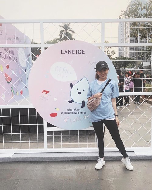 Tahu nggak si gengs ada temen-temen kita yg masi krisis air bersih? 😭

Padahal air bersih tu PENTING BANGET! Buat minum, buat mandi. 
So happy to be part of #RefillMe2019 by @laneigeid 
On this campaign, every purchase of LANEIGE Water Bank Essence & Cream and Refill Me Bittle will be used to support global projects related to drinking water, sanitation and public health 😍

#BetterWaterWithLANEIGE 
#clozetteID @clozetteid