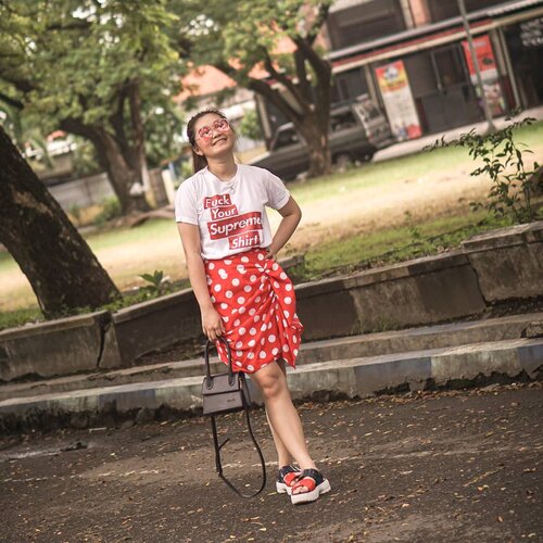 F*ck your supreme shirt!Say hi to MINIE ME! minnie skirt for rat year! Minnie skirt from @laville.clothing 📸 @kevinlaksmana....#lookbookindonesia #beautyguru #beautyvlogger #beautyblogger #clozetteid #bloggerstyle #fashionblogger #fashionstylea #fashionindo #indonesianbeautyblogger #indonesian_blogger #indonesiabeautyblogger #youtubeasia #youtuberindonesia #clozetteambassador