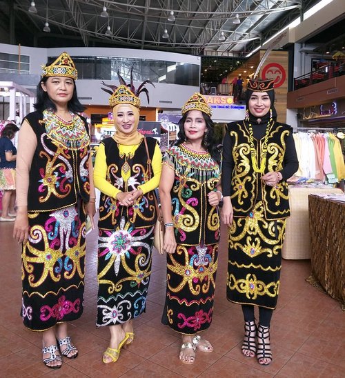❤ Selamat Hari Kartini ❤
.
.

Salam dari Perempuan Kalimantan 😄.
.
.
.

#kartiniday #perempuanberkebaya #clozetteid