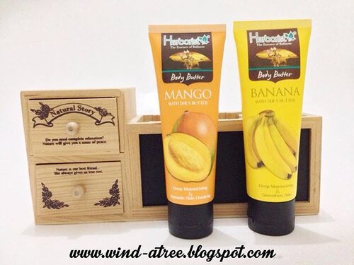 Dipilih dipilih dipilih, body butter murah asli Indonesia, wanginya enak ga bikin eneg 😂 baca pengalamanku mencoba body butter asli Indonesia ini di blog yuk 😊 #Herborist #BodyButter #Banana #Mango #ProdukIndonesia #LocalProduct #ClozetteID #instabeauty #indonesiablogger #indonesiabeautyblogger #bloggerBDG #bloggerlife #bloggerbandung #bloggerindonesia #beautyblog #beautyblogger #beautybloggers #beautybloggerbandung #beautybloggerindonesia #bblogger #bbloggers #bbloggerslife #ClozetteStar #StarClozetter