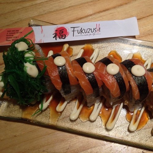 Dragon roll #sushi #fukuzushi #japan #japanese #japanesefood #instafood #foodporn #foodfiesta #foodgalore #foodlicious #foodtraveler #clozetteID