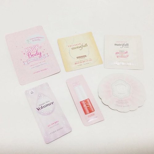 Etude sample pack I 
IDR 30.000-
1. Nymph aura volumer shade 1
2. Freah cherry tint
3. Nutrifull cream with shea butter 
4. Precious BBC cotton fit
5. Collagen moistfull cream
6. Know your body soft cream scrub
#JualEtude #EtudeHouse #JualSample #BlogSale #ClozetteID #instabeauty #indonesiablogger #indonesiabeautyblogger #bloggerBDG #bloggerlife #bloggerbandung #bloggerindonesia #beautyblog #beautyblogger #beautybloggers #beautybloggerbandung #beautybloggerindonesia #bblogger #bbloggers #bbloggerslife