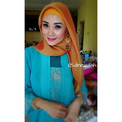 #FOTD happy weekend ❤

#Clozette #ClozetteID #SemiKebaya #OOTD #Makeup #MOTD #Hijab #GoldHijab #Beauty #BeautyInsta #BeautyBloggers #bbloggers #beautybloggerindonesia #indonesianbeautyblogger #FotdIBB