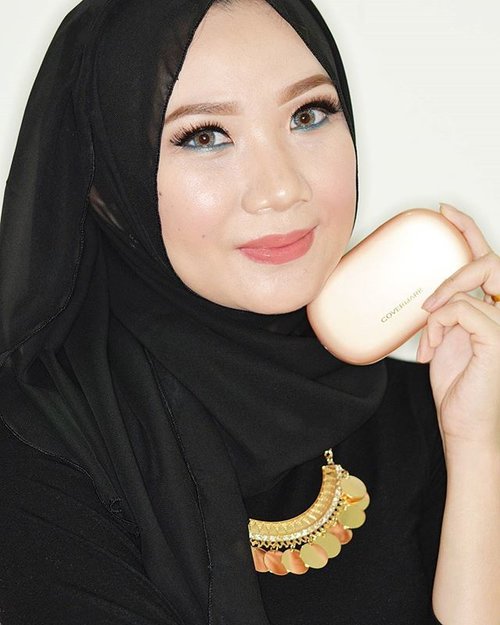 Face of the day
❤️Foundation Soft (es) Pact @covermark_id
❤Eyebrow Brow Wiz @anastasiabeverlyhills
❤Eyelahses @deyekoid Hijab
❤Countour @sleekmakeup Kit
❤Necklace @nirwanagallery

#Clozette #Clozetteid #makeup #beauty #covermark #covermarkid #covermarkirei #japanproducts #flawless #softespact #instabeauty #instamakeup #instahijab #bbloggers #beautybloggerid #dasistersblog #hijabi #hijabstyle #anastasiabeverlyhills #foundation