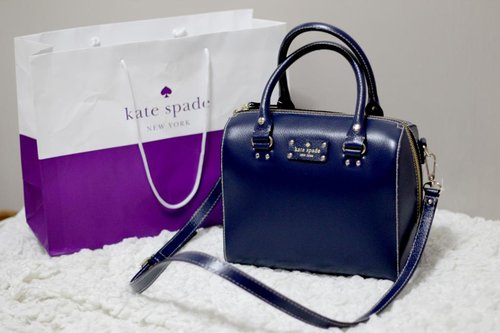 A lovely gift.. Kate Spade Wellesley Alessa Satchel in Navy Blue.. Really really love it
