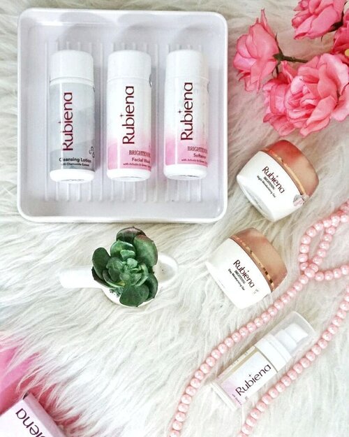 Its up now on my blog www.Glowlicious.Me | "Rubiena Brightening Series's Review" @rubienabeauty.I'll be happy to hear your thoughts there 😇🤗😍...#GlowliciousDotMe @GlowliciousMe...#CerahItuCantik #RubienaSkincare #ClozetteID #JakartaBeautyBlogger #RubienaBeauty