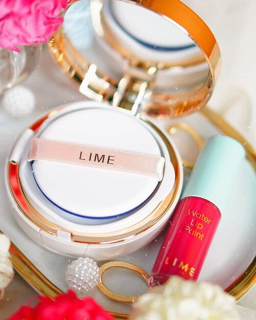 Sneak peak to my next blog post @limecosmeticsCushion + Lip TintGlowliciousMe🌏www.Glowlicious.Me____🌷🌷🌷____#indomakeup#zonamakeup#makeuplokal#cushionkorea#reviewmakeup#ClozetteID#JakartaBeautyBlogger#MakeupFlatlays#bloggerinspo#makeupfavorites#makeupstash#makeupenthusiasts#makeupinventory#makeupmata#tipsmakeupnatural#indobeautyblogger #makeupflatlay#makeupseharihari#indomakeup#belajardandan