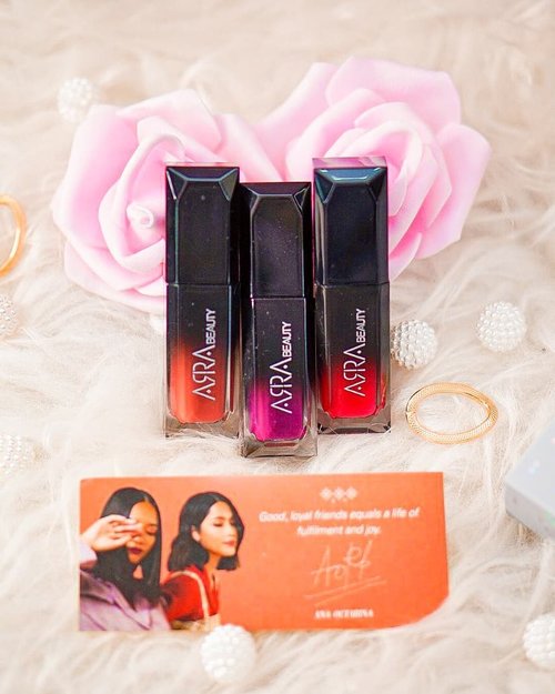 💕
#Lipsticklokal yg sekarang ketjeh2 bgt yaa kualitasnya, buat aku yg packaging hoarder juga gemes banget sama brand yg satu ini @arrabeauty

Anw ulasan lengkapnya sudah  tayang loh di blog aku 
www.Glowlicious.Me

Boleh tau dong lipstick lokal favorit/rekomendasi tmn2💃💄 .
.
.
.
.
.
.
.
.
.
.
.
.
#lipstickaddict #lipstick #makeupindo #bbloggers #jakartabeautyblogger #clozetteid #sociollablogger #altheaangels#fdbeauty
#beautybloggerindo #bodytransformation #makeupcommunity #bloggerlife #bloggingcommunity  #makeupindonesia #tampilcantik #ragamkecantikan #beautynesiaMember #indonesianbeauty #glowliciousme_update