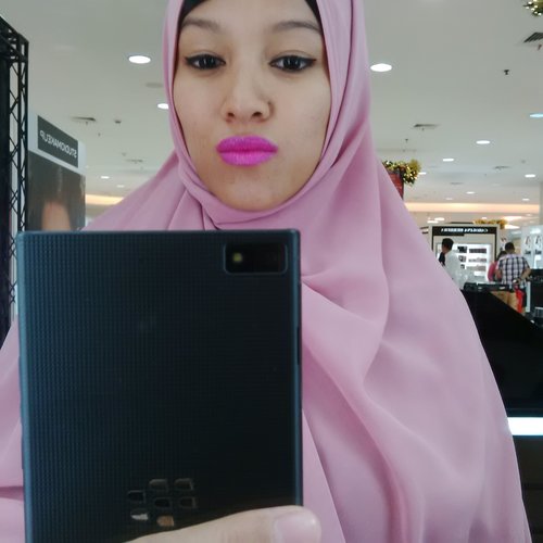 Try a new fabulos color for my lips.. this color called Shocking Pink but I think when this color meet my lip it's become a purlpe?? Isn't it?? #NYX #NYXButterLipstick #ClozetteID #SCARFMagz #PINKFEVER