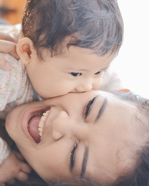 It’s my cheek by the way, not bakpao🍘
.
📷: @ervinprasty 
#clozetteid #mommiesdaily #momlife #motherhood #mom #babygirl #babygirls #cutebaby #ralinebelvya