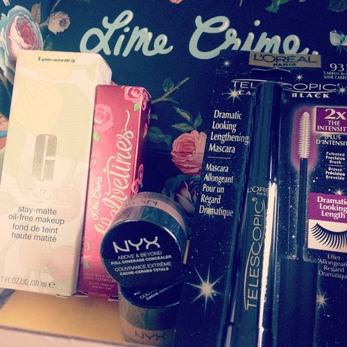 It's like my pandora box.

I have repurchased @clinique stay matte oil free make up because oil control power that no other can beat,

Also repurchasing @lorealparisusa telescoping mascara because that's the best mascara that can lengthens and curls without eyelash curler,

Another stocking up the best concealer, pigmentation wise and price wise: @nyxcosmetics above and beyond,

And can't wait to try on @limecrime velvetines in Riot!

#clozetteid #clozettedaily #haul #makeup #clinique #limecrimevelvetines