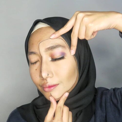 "Tebel bgt makeup lu kek pake topeng" ya emang ceritanya pake topeng :(
.
Makeup collab bulan ini @beautiesquad kerja sama bareng @pac_mt 💕 temanya two face makeup! Bisa digeser siapa aja orang-orang bermuka dua di sini 😂 jangan lupa cek aidacht.com buat tau gimana aku achieve makeup ini yaa 💁🏻
.
.
.
Btw ini terinspirasi dari kak @larassitafaza yang terinspirasi juga dari @nikkietutorials . Walaupun ngga mirip sih hahaha 😅
.
.
.
#aidacht #clozetteid #Beautiesquad #BeautiesquadReview #PACxBeautiesquad #Weightless #xPACtation #l4l #f4f #beauty #makeupjunckie #makeupslaves #makeuptutorial