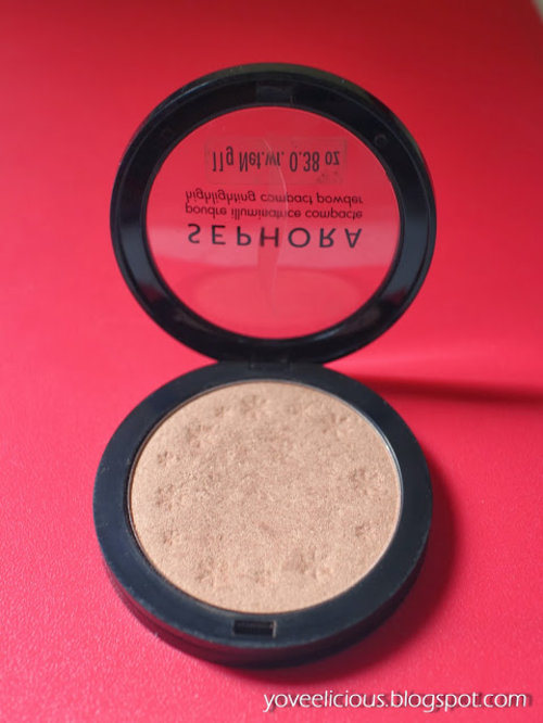 Sephora Highlighting Compact Powder Doré is a warm toned, light gold sheen highlighting powder which has baby powder scent on it and packaged in transparent sleek compact. If you are looking for a highlighter which can give a natural healthy glow without oversparkled, definitely go with this one.