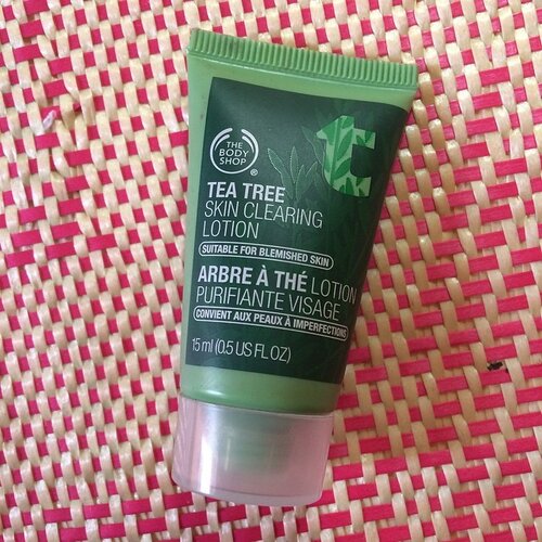 Udah habis dan gak gampang ketemu ini di Jakarta dan Jogja 😢 hufth.. Inipun dl dpt di KLIA2 ✈️ #clozetteid #clozettegirl #thebodyshop #thebodyshopindo #treatment #skincare #teatree