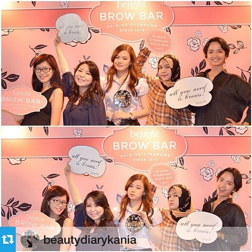 With the girls....
I'm so lucky to have them here 😊😊 #Repost from @beautydiarykania with @repostapp --- #latepost at event @benefitcosmeticsindonesia #wowbrowid #benefit #benefitcosmeticsid #clozetteid #clozette #clozettedaily #clozetteambassador #beauty #makeup #blogger #indonesianblogger