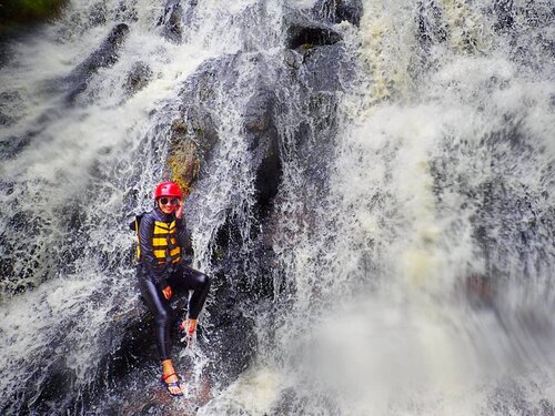 Grace is finding  a waterfall when you were only looking for a stream 🙋 
Get ready to catch many surprises of Monday 😍 break  a leg!! #clozetteid #lifestyle #travel #exploreToraja #soulfultravel #ExploreTorajaUtara #traveling #wanderlust #rafting #torajamelotravel