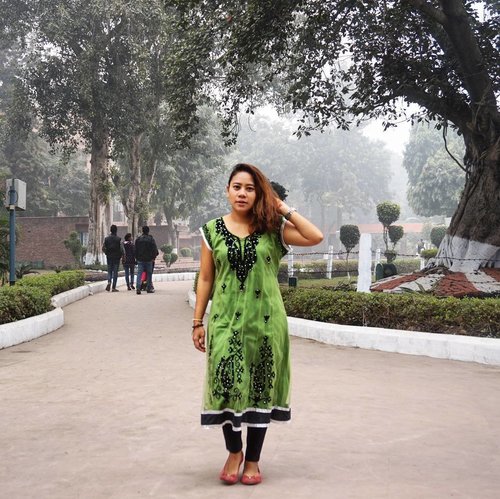 For you who ask how the dress from the previous photo looks like. Here it is.

Please appreciate my effort in taking a timer-selfie in the mid of busy Jallianwala Bagh. People are actually stopping when they realize I'm taking a selfie, and there's only 10secs timer option in my camera so you can imagine HOW MANY PEOPLE are stopping and waiting in that 10secs. It's like when it finally clicks, everyone is relieved. 😂😂😂😂 #uberjourney #excusethistourist #tryingtotakeaselfie #😂