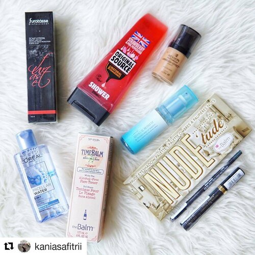 Yukk coba ikutaann @suniims
@kaniaarda
@ryan_saragie87 
#Repost @kaniasafitrii (@get_repost)
・・・
~ GIVEAWAY ~
Ada 9 item all brand new dengan variatif harga ya, hadiah aku pilih random.
1. The Balm Nude Tude Palette 
2. Time Balm Skin Care
3.  Furastase Scalp Lotion
4. Loreal Micellar Water
5. Revlon Airbrush Effect Foundation 
6. Original Source Shower 
7. Lakme Absolute Reinvent Makeup Remover
8. Lakme Absolute Dramatic Eyes Mascara
9. Lakme eyeliner pencil Emerald Green 
Yuk ikutan caranya :
1. Pastikan kalian follower aku mulai dari YouTube (https://www.youtube.com/KaniaSafitri)
, Blog (www.beautydiarykania.com), Twitter (@kniasafitri) dan IG ini dong pastinya.
2. Repost dan like foto ini tag & mention aku juga ya gunakan hashtag #GiveawayKania , jangan lupa ajak minimal 3 teman kalian untuk ikutan juga ya. 
3. Kalau sudah semua tahap diatas tinggal komen 'done' di foto ini ya & DM alamat email plus bukti kalau sudah ikuti setiap tahap dengan screenshots :) Giveaway hanya untuk di wilayah Indonesia dan ditutup pada tanggal 20 Maret 2018, akan diumumkan pada  22 Maret 2018. Jangan di private ya akun kalian 😜
.
Jangan lupa biaya pengiriman di tanggung pemenang ya!
.
Good Luck Beauties 😘
.

#giveaway #fdbeauty #indonesiagiveaway #giveawayindo #giveawayid #clozetteid #clozette #potd #motd #Renewskin #freebies #minigiveaway #giveawayindonesia #giveaways #indonesianbeautyblogger #giveaway2018 #indogiveaway #contest2018