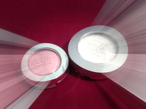 Baked blush Luminoso and multitasker face powder in light/medium. 